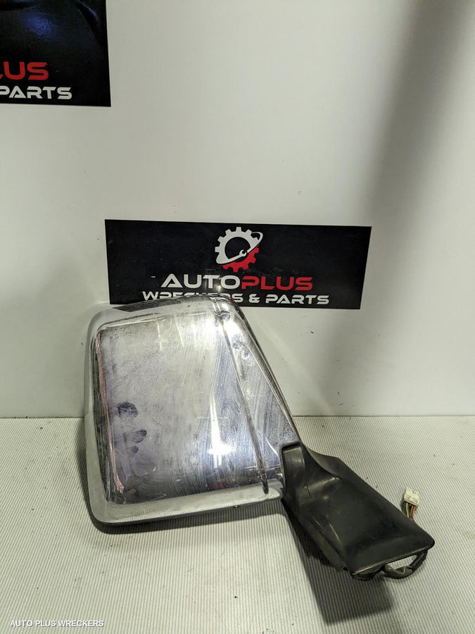 2001 Nissan Elgrand Right Door Mirror 2001 Nissan Elgrand Right Door Mirror