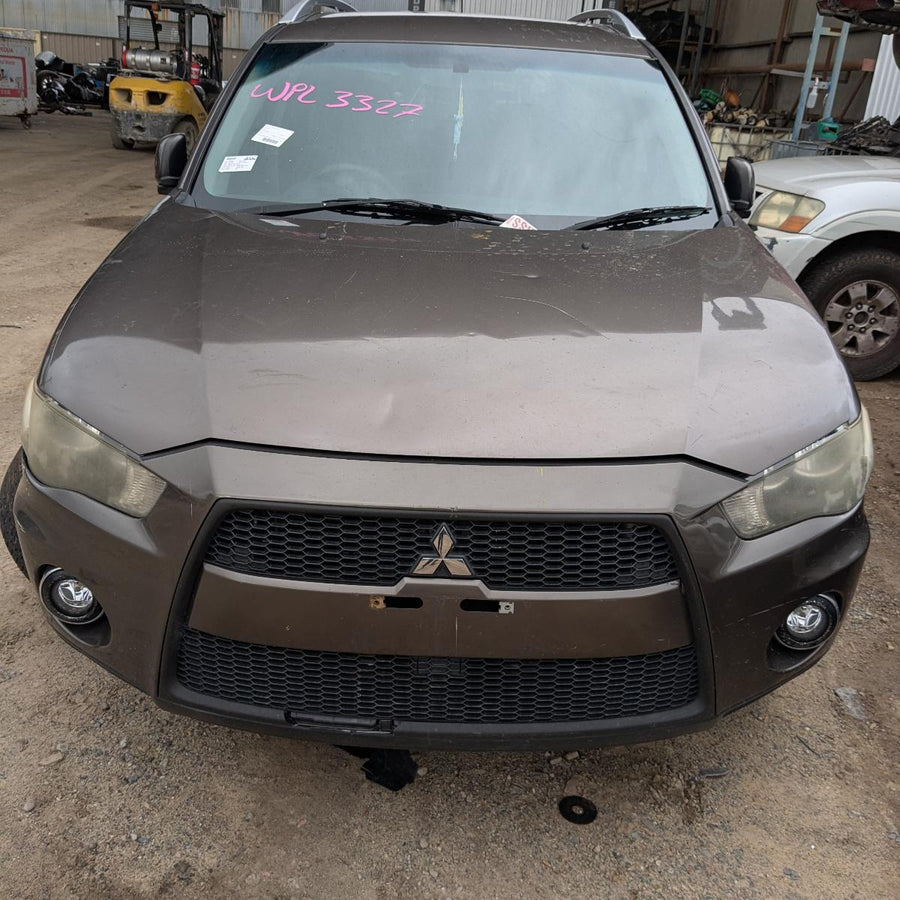 2011 Mitsubishi Outlander Rear Bumper 2011 Mitsubishi Outlander Rear Bumper