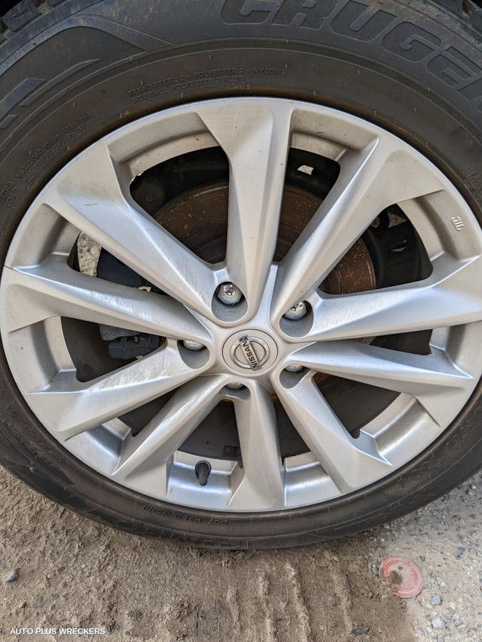 2014 Nissan Qashqai Right Front Door Window 2014 Nissan Qashqai Right Front Door Window