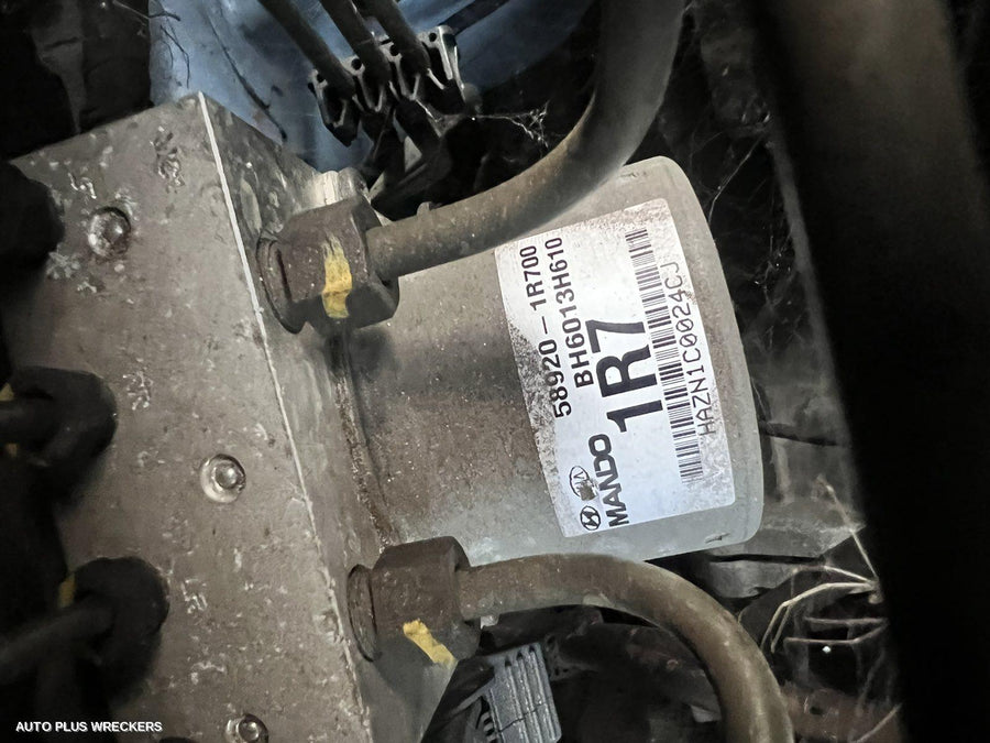 2012 Hyundai Accent Column 2012 Hyundai Accent Column