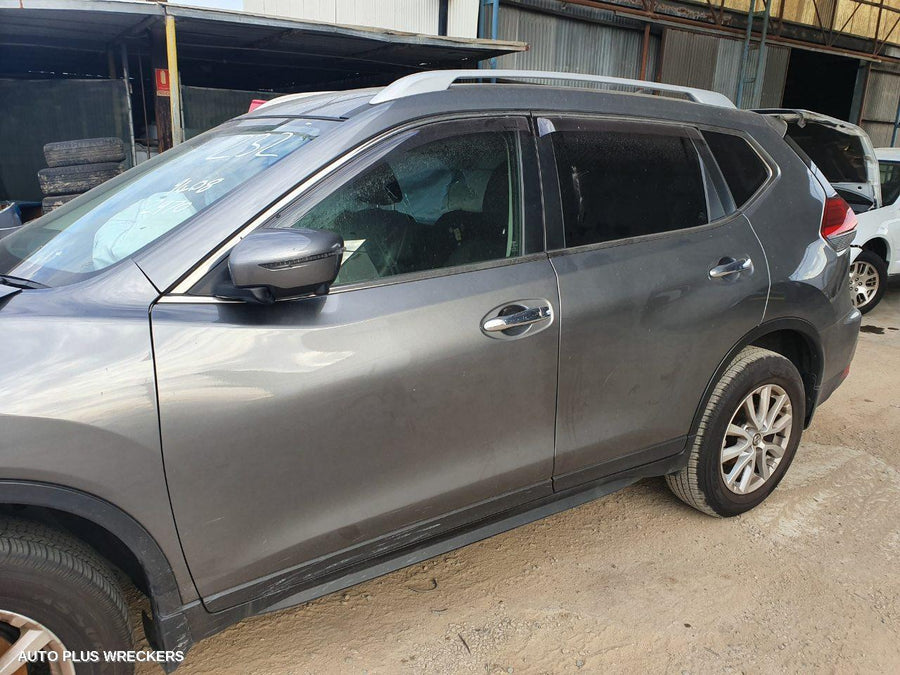 2018 Nissan Xtrail Overflow Bottle 2018 Nissan Xtrail Overflow Bottle