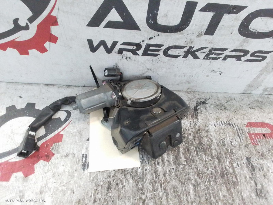 2017 Toyota Landcruiser Door Boot Gate Lock 2017 Toyota Landcruiser Door Boot Gate Lock