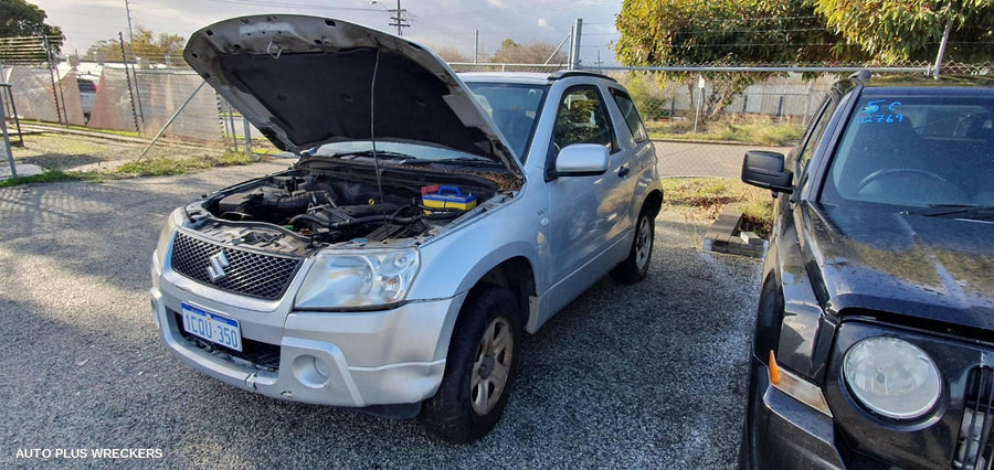 2007 Suzuki Vitara Right Front Door Window 2007 Suzuki Vitara Right Front Door Window