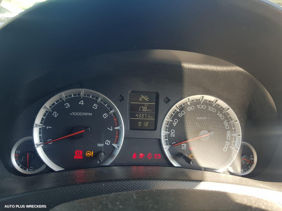 2015 Suzuki Swift Fan 2015 Suzuki Swift Fan