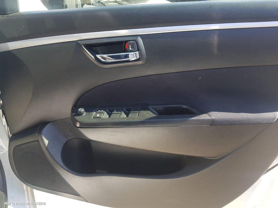 2015 Suzuki Swift Fan 2015 Suzuki Swift Fan