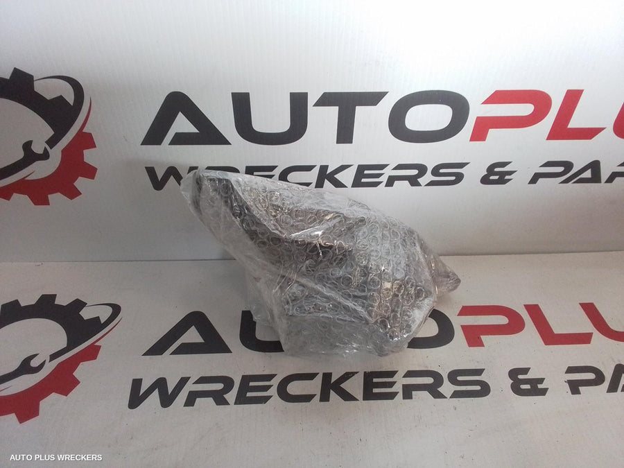 2009 Bmw 5 Series Left Indicator Fog Side 2009 Bmw 5 Series Left Indicator Fog Side