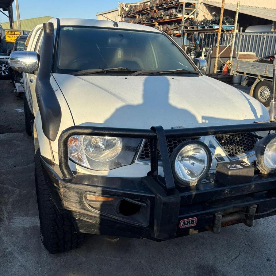 2014 Mitsubishi Triton Abs Pump Modulator 2014 Mitsubishi Triton Abs Pump Modulator