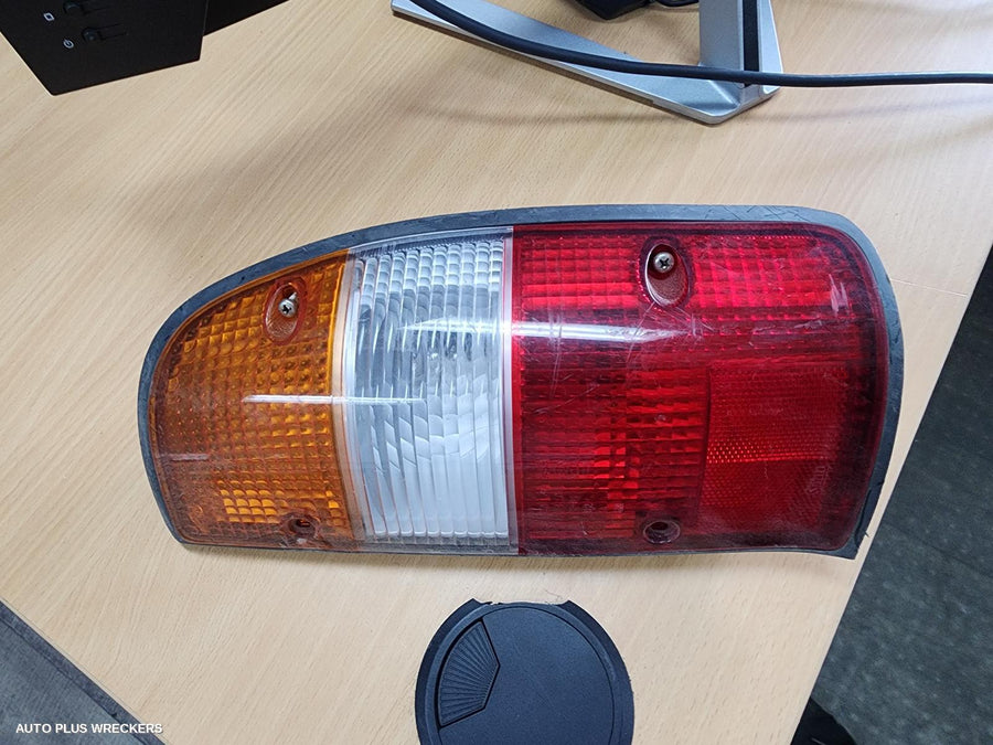 2000 Mazda Bravo Right Taillight 2000 Mazda Bravo Right Taillight