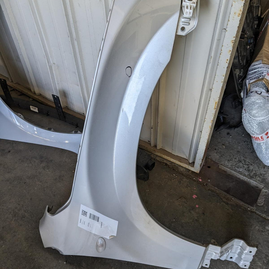 2013 Suzuki Vitara Right Guard 2013 Suzuki Vitara Right Guard