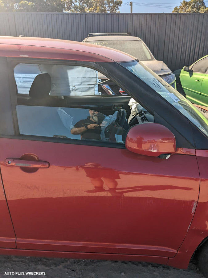 2008 Suzuki Swift Left Guard 2008 Suzuki Swift Left Guard