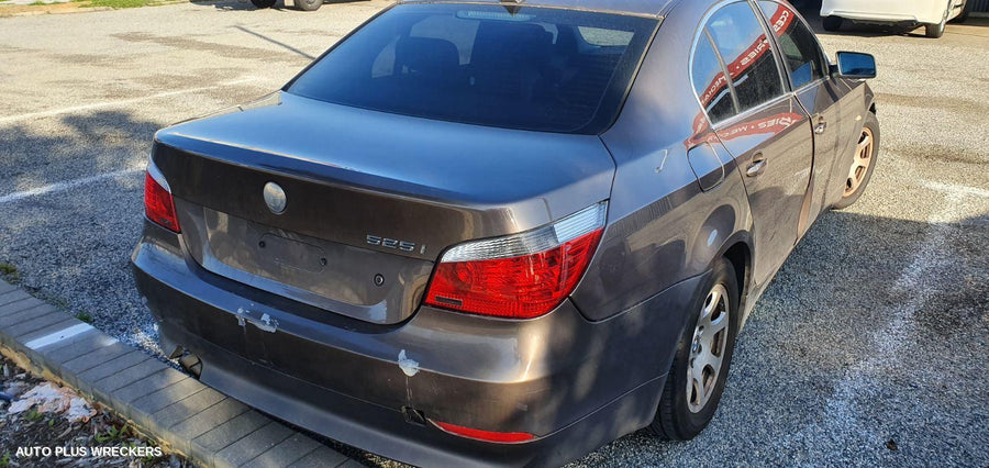 2004 BMW 5 SERIES BOOTLID TAILGATE 2004 BMW 5 SERIES BOOTLID TAILGATE