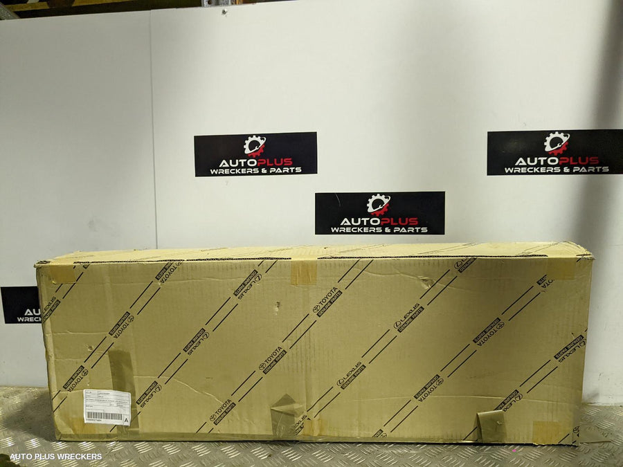 2013 Toyota Landcruiser Grille 2013 Toyota Landcruiser Grille