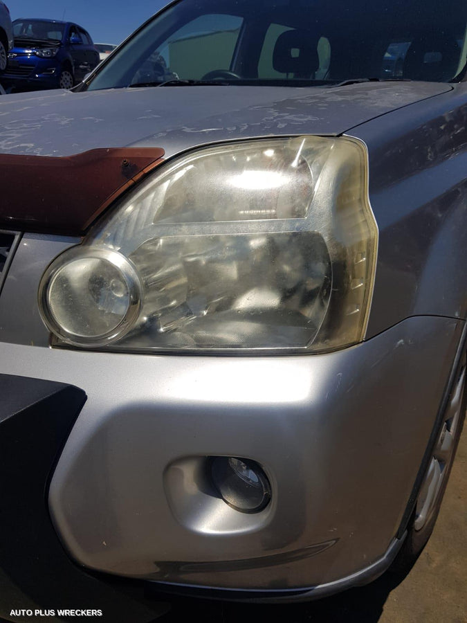 2009 Nissan Xtrail Grille 2009 Nissan Xtrail Grille