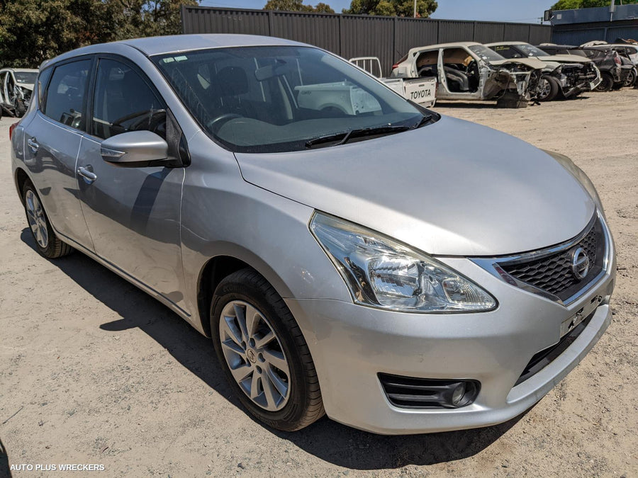 2013 Nissan Pulsar Door Handle 2013 Nissan Pulsar Door Handle