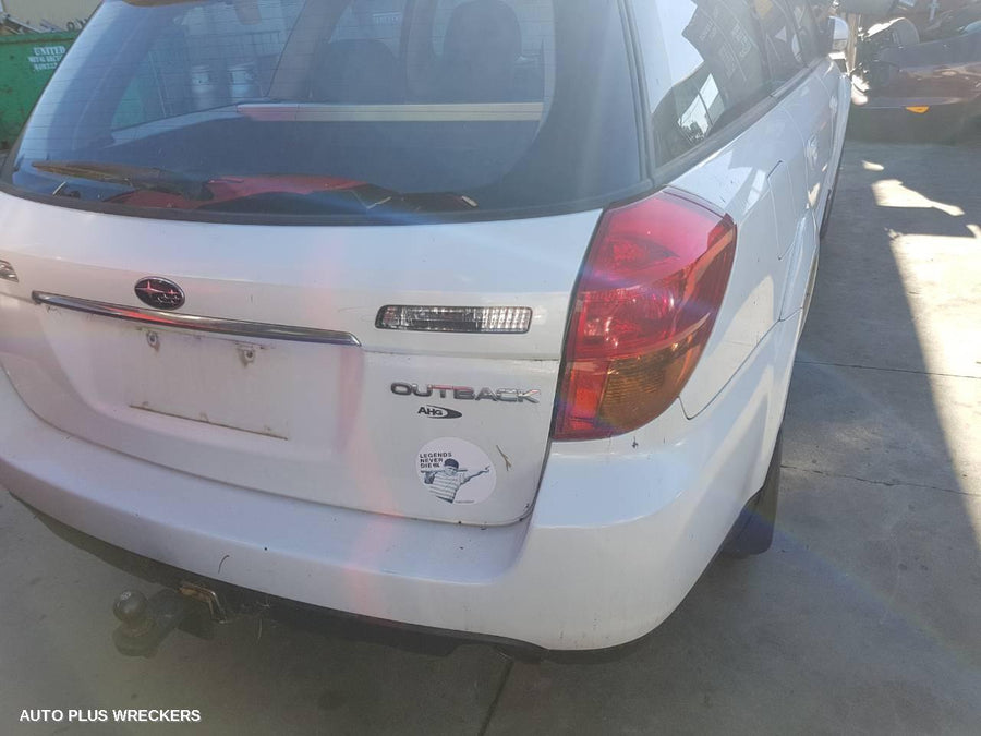 2004 Subaru Outback Right Guard 2004 Subaru Outback Right Guard