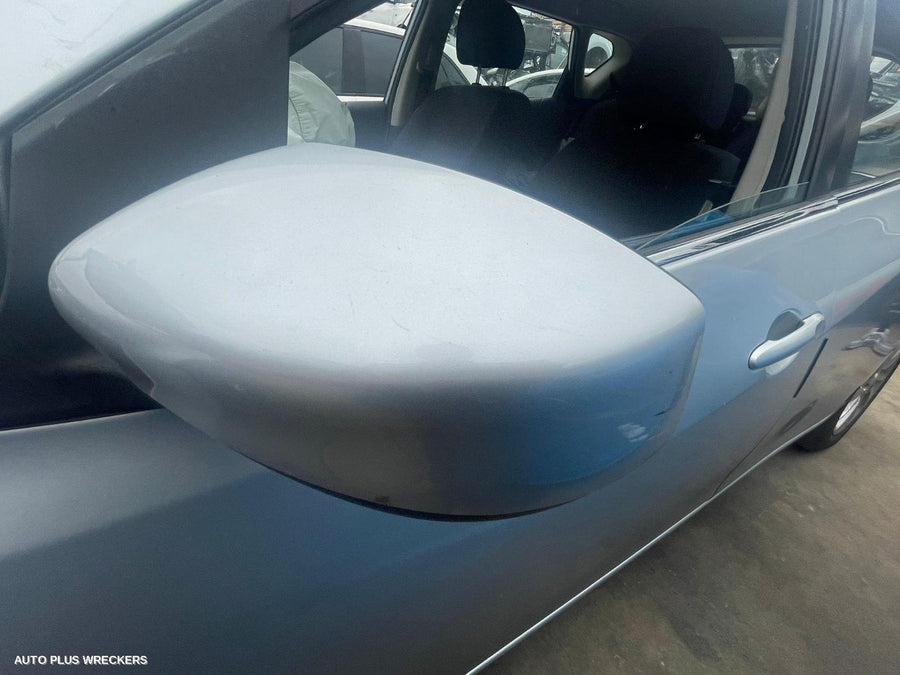 2015 Nissan Pulsar Right Front Window Reg Motor 2015 Nissan Pulsar Right Front Window Reg Motor