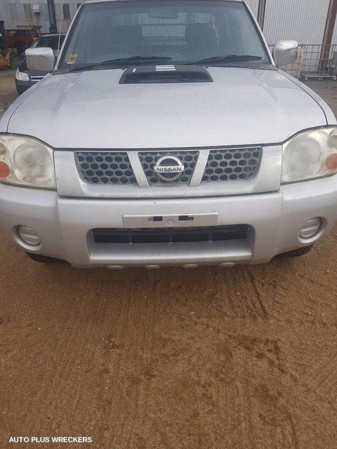 2009 Nissan Navara Left Front Door Window 2009 Nissan Navara Left Front Door Window