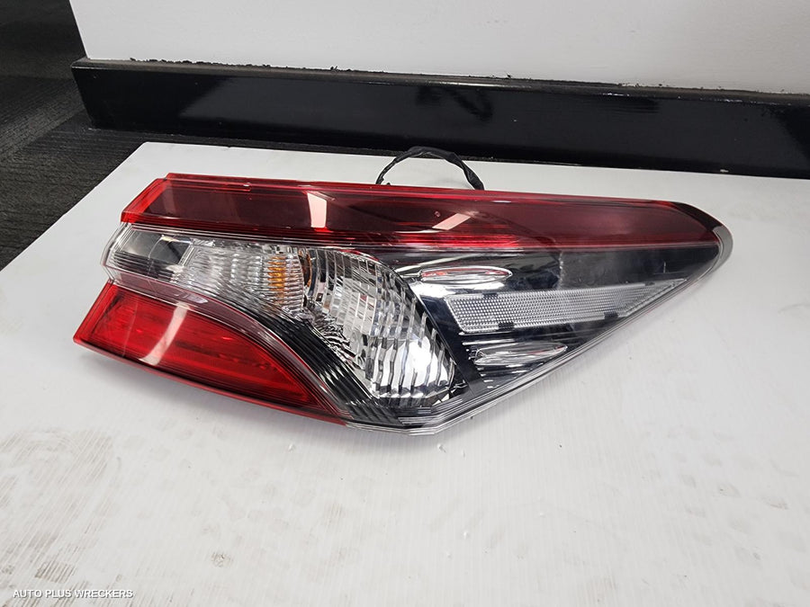 2021 Toyota Camry Right Taillight 2021 Toyota Camry Right Taillight