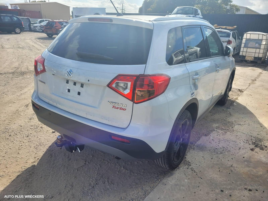 2016 Suzuki Vitara Sunvisor 2016 Suzuki Vitara Sunvisor