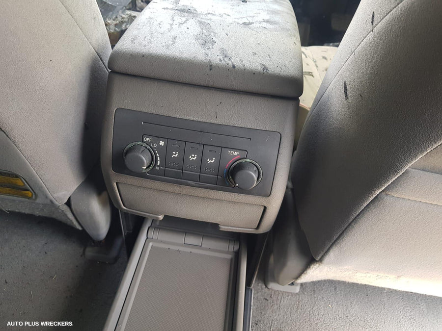 2009 Toyota Kluger Left Front Window Reg Motor 2009 Toyota Kluger Left Front Window Reg Motor