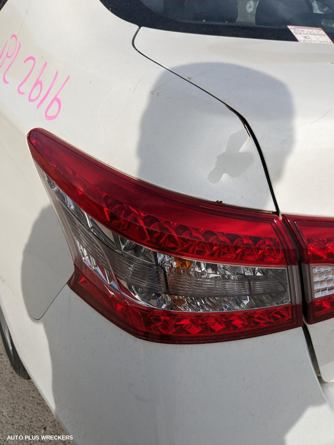 2016 Nissan Pulsar Right Front Window Reg Motor 2016 Nissan Pulsar Right Front Window Reg Motor