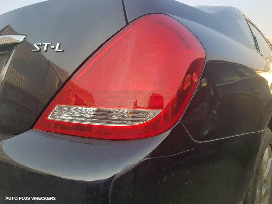 2004 Nissan Maxima Right Rear Door Window 2004 Nissan Maxima Right Rear Door Window