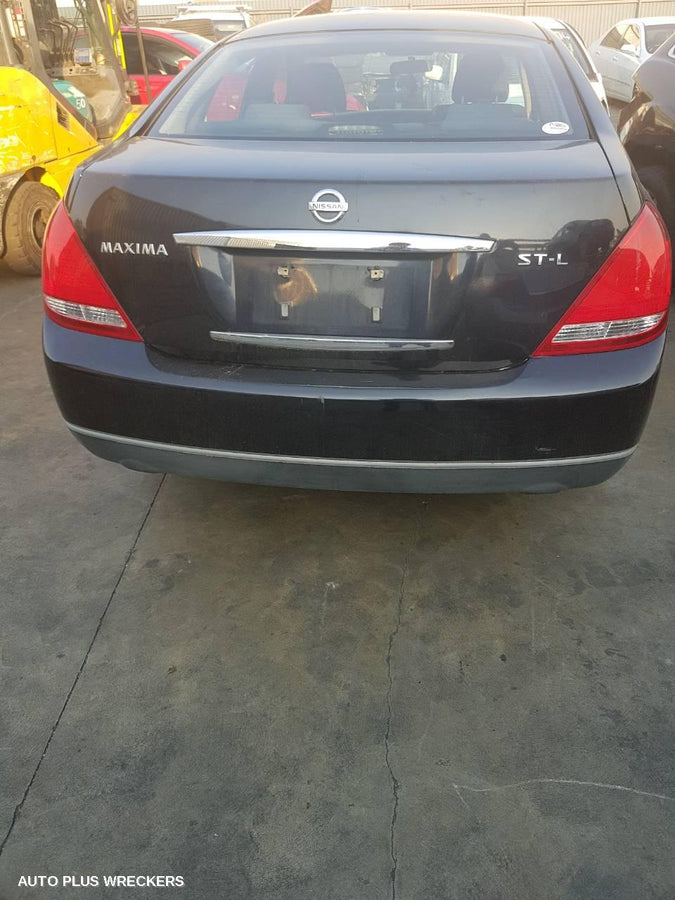 2004 Nissan Maxima Left Front Door 2004 Nissan Maxima Left Front Door