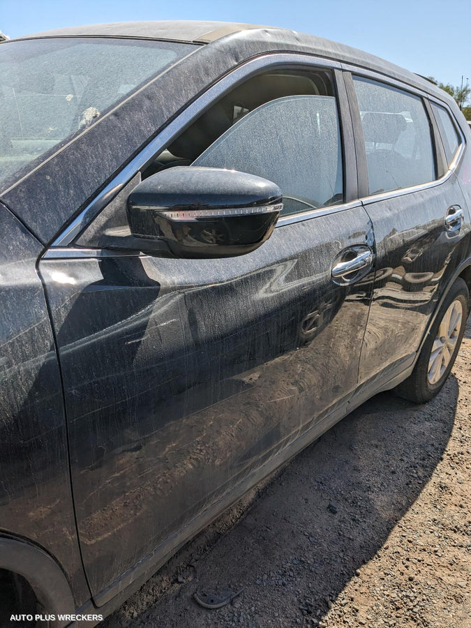 2014 Nissan Xtrail Sunvisor 2014 Nissan Xtrail Sunvisor