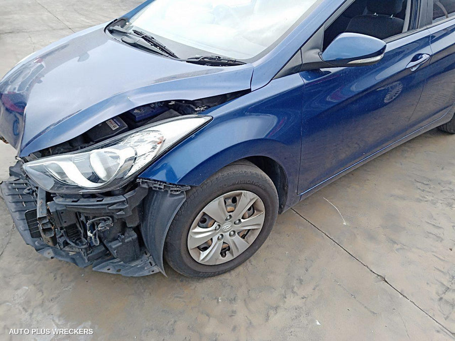 2012 Hyundai Elantra Left Guard 2012 Hyundai Elantra Left Guard