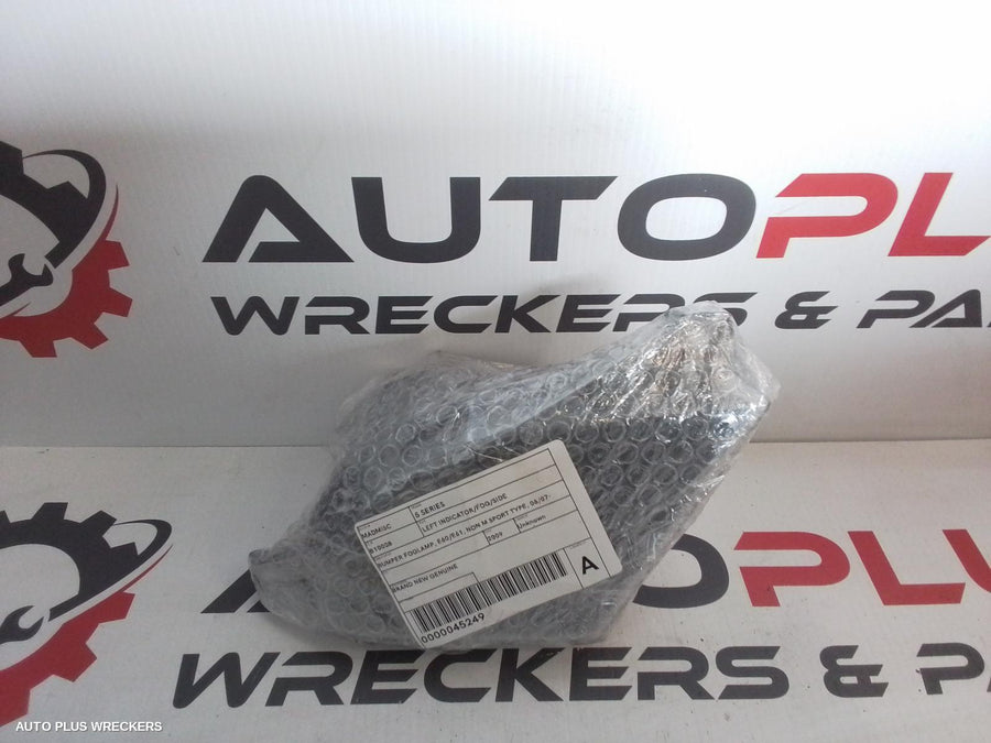 2009 Bmw 5 Series Left Indicator Fog Side 2009 Bmw 5 Series Left Indicator Fog Side