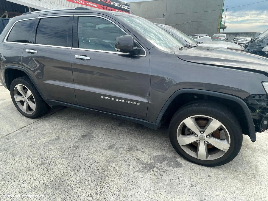 2014 Jeep Grandcherokee Right Rear Side Glass 2014 Jeep Grandcherokee Right Rear Side Glass