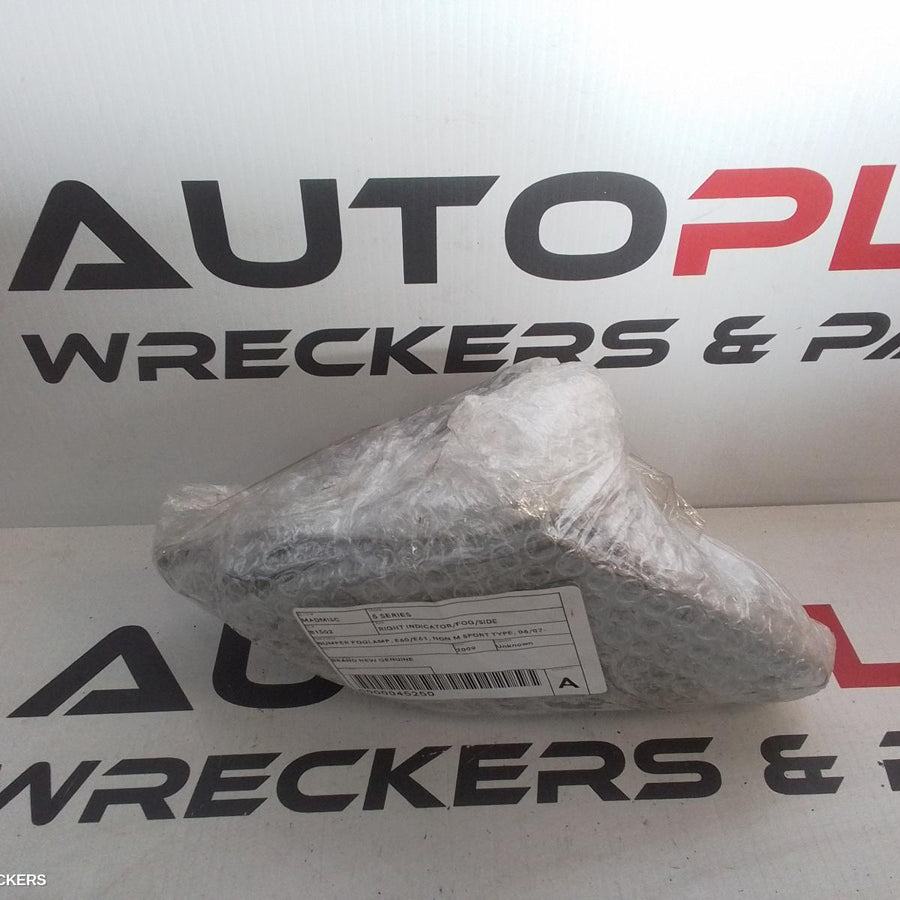 2009 Bmw 5 Series Right Indicator Fog Side 2009 Bmw 5 Series Right Indicator Fog Side