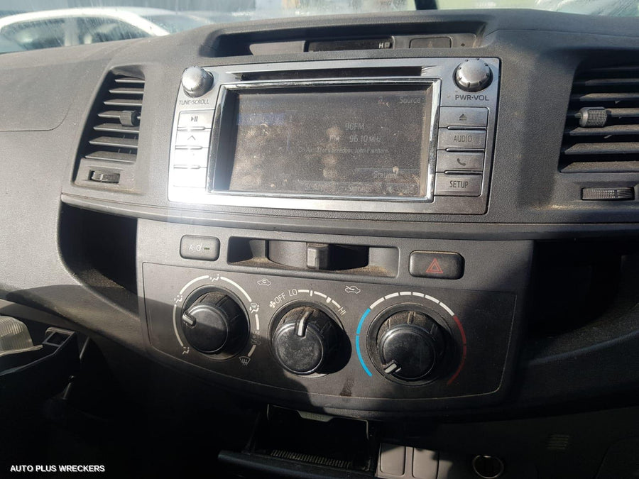 2014 Toyota Hilux Sunvisor 2014 Toyota Hilux Sunvisor