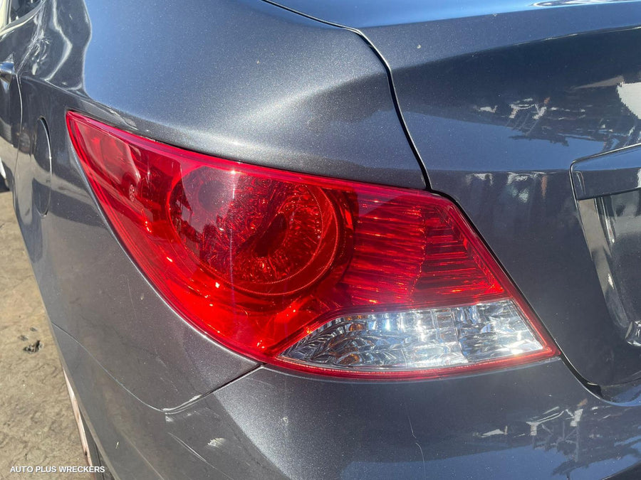 2012 Hyundai Accent Sunvisor 2012 Hyundai Accent Sunvisor