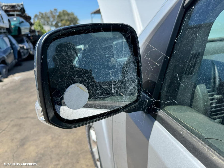 2009 Nissan Navara Left Front Door 2009 Nissan Navara Left Front Door