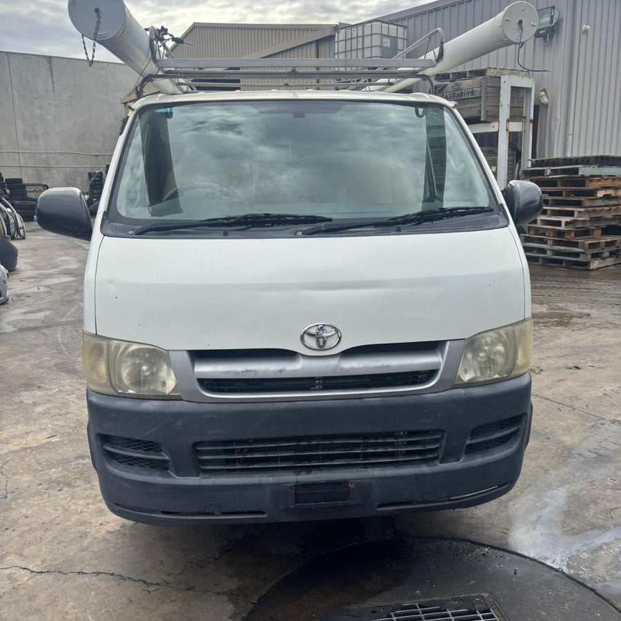 2006 Toyota Hiace Left Headlamp 2006 Toyota Hiace Left Headlamp