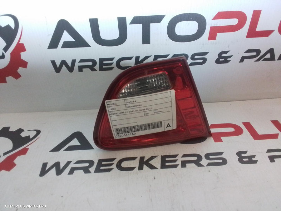 2007 HYUNDAI ELANTRA REAR GARNISH 2007 HYUNDAI ELANTRA REAR GARNISH