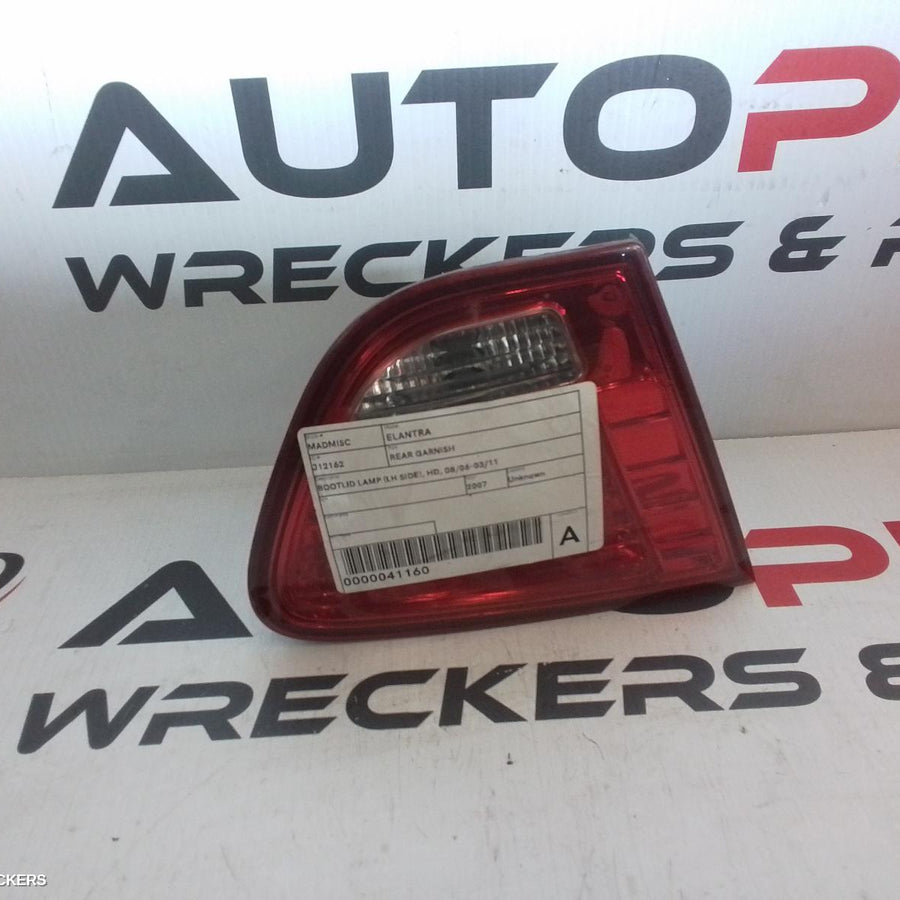 2007 HYUNDAI ELANTRA REAR GARNISH 2007 HYUNDAI ELANTRA REAR GARNISH