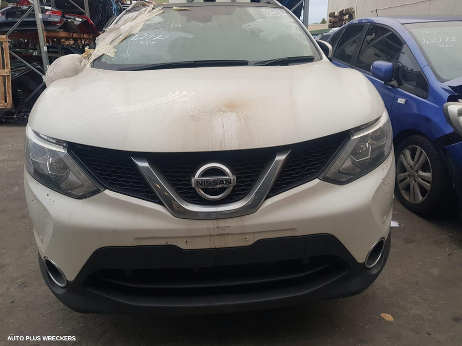 2017 Nissan Qashqai Glove Box 2017 Nissan Qashqai Glove Box