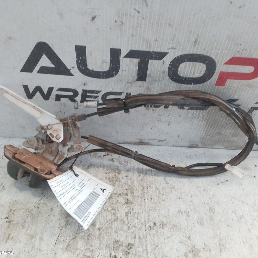 2006 Nissan Pathfinder Door Boot Gate Lock 2006 Nissan Pathfinder Door Boot Gate Lock