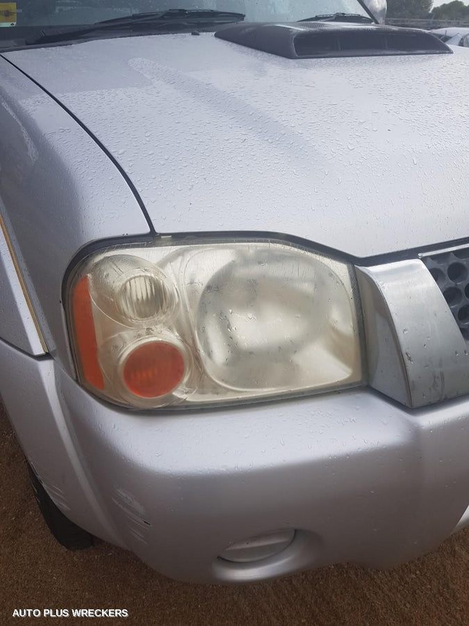 2009 Nissan Navara Left Front Door Window 2009 Nissan Navara Left Front Door Window