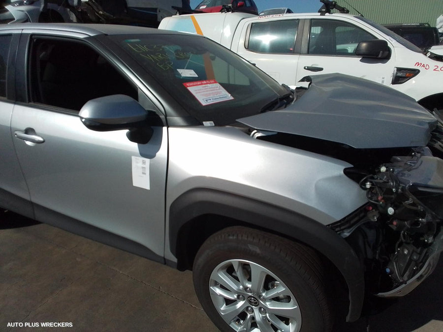 2022 Toyota Yaris Cross Rear Bumper 2022 Toyota Yaris Cross Rear Bumper
