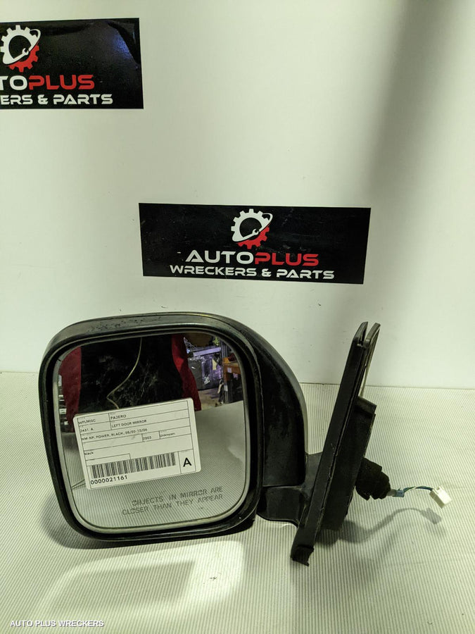 2003 Mitsubishi Pajero Left Door Mirror 2003 Mitsubishi Pajero Left Door Mirror