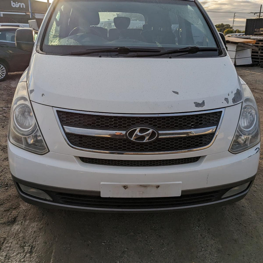2011 Hyundai Iload/imax Left Front Door Window 2011 Hyundai Iload/imax Left Front Door Window