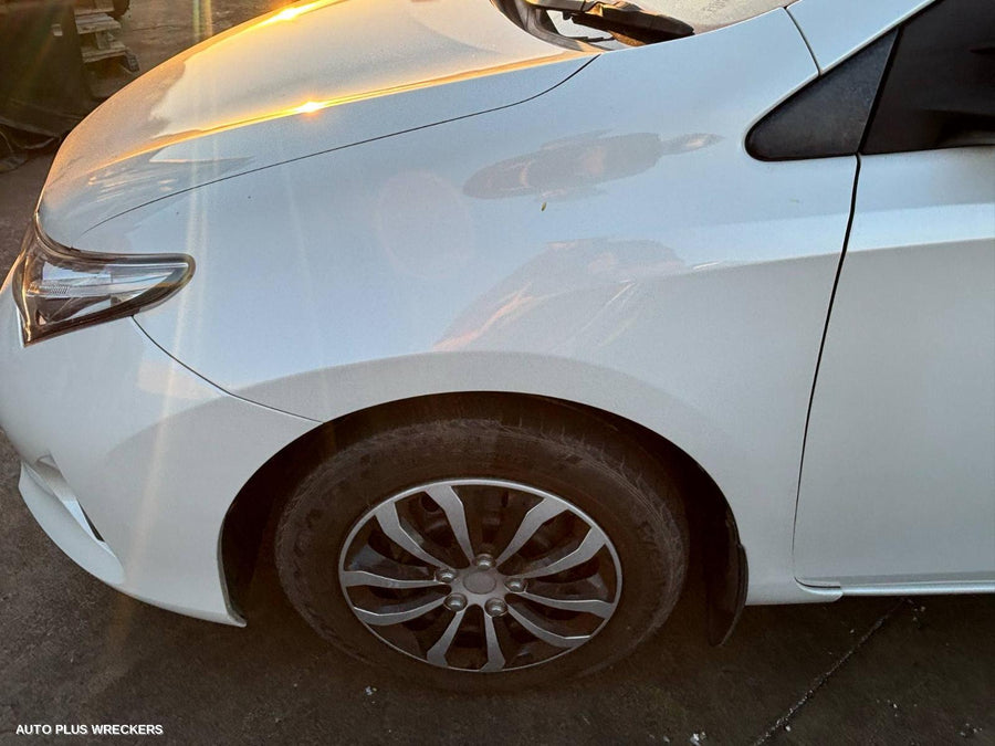 2014 Toyota Corolla Console 2014 Toyota Corolla Console