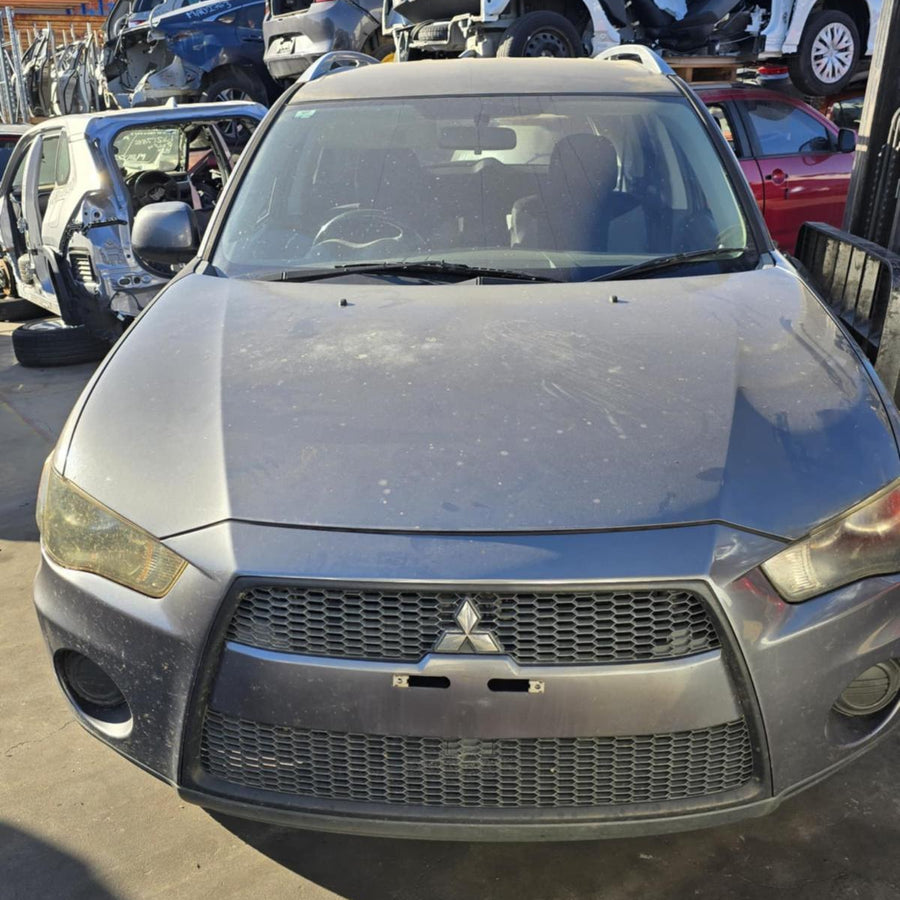 2009 Mitsubishi Outlander Right Rear Side Glass 2009 Mitsubishi Outlander Right Rear Side Glass