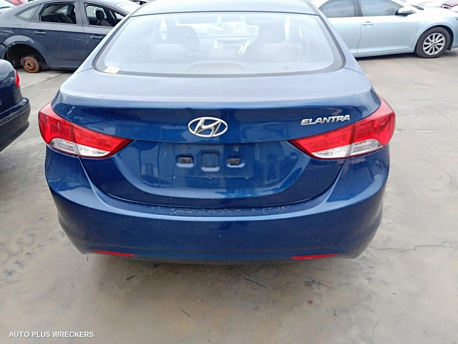 2012 Hyundai Elantra Washer Bottle 2012 Hyundai Elantra Washer Bottle