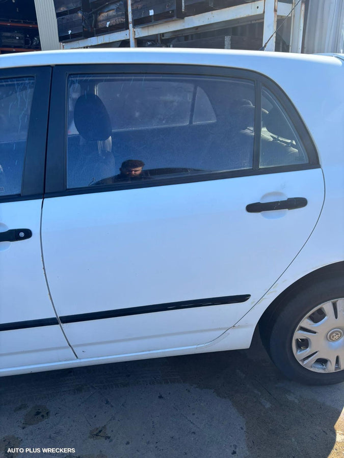 2002 Toyota Corolla Right Rear Door Sliding 2002 Toyota Corolla Right Rear Door Sliding