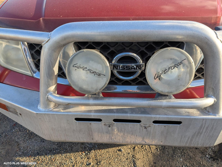 2009 Nissan Navara Grille 2009 Nissan Navara Grille