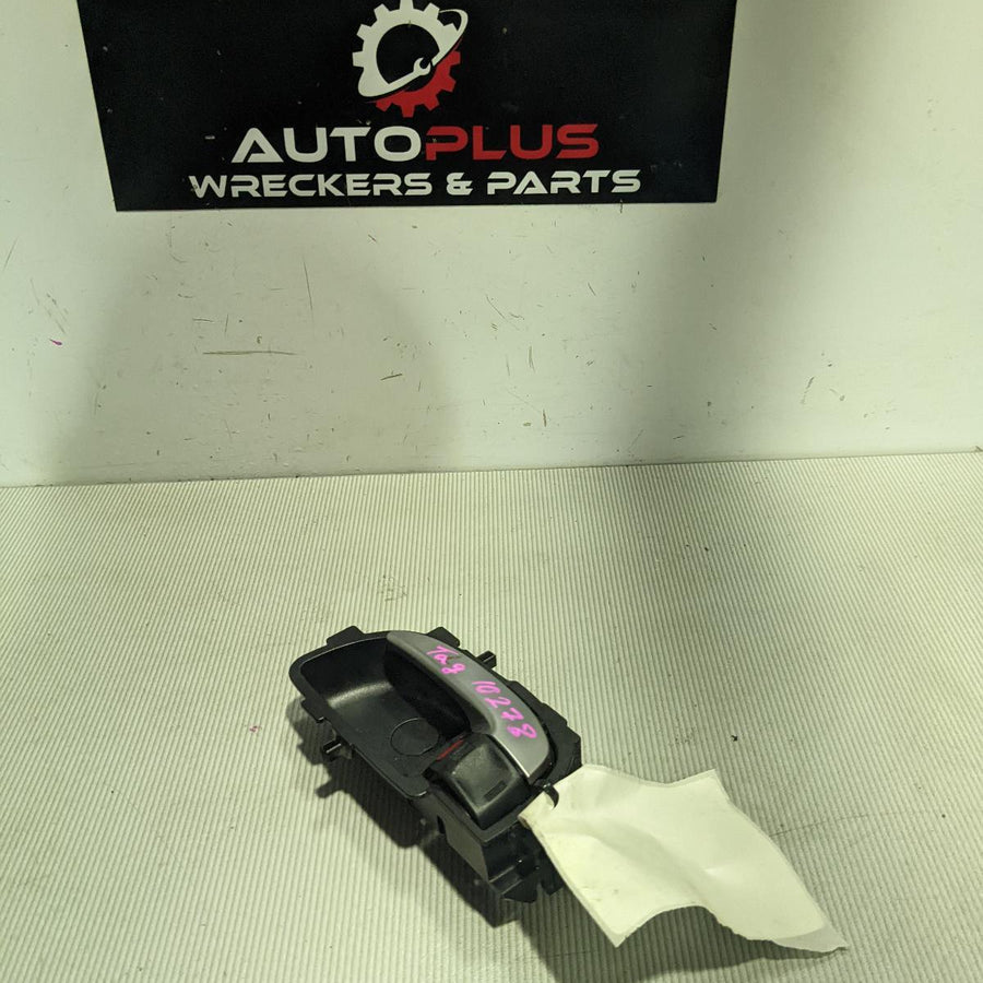 2018 Toyota Corolla Door Handle 2018 Toyota Corolla Door Handle